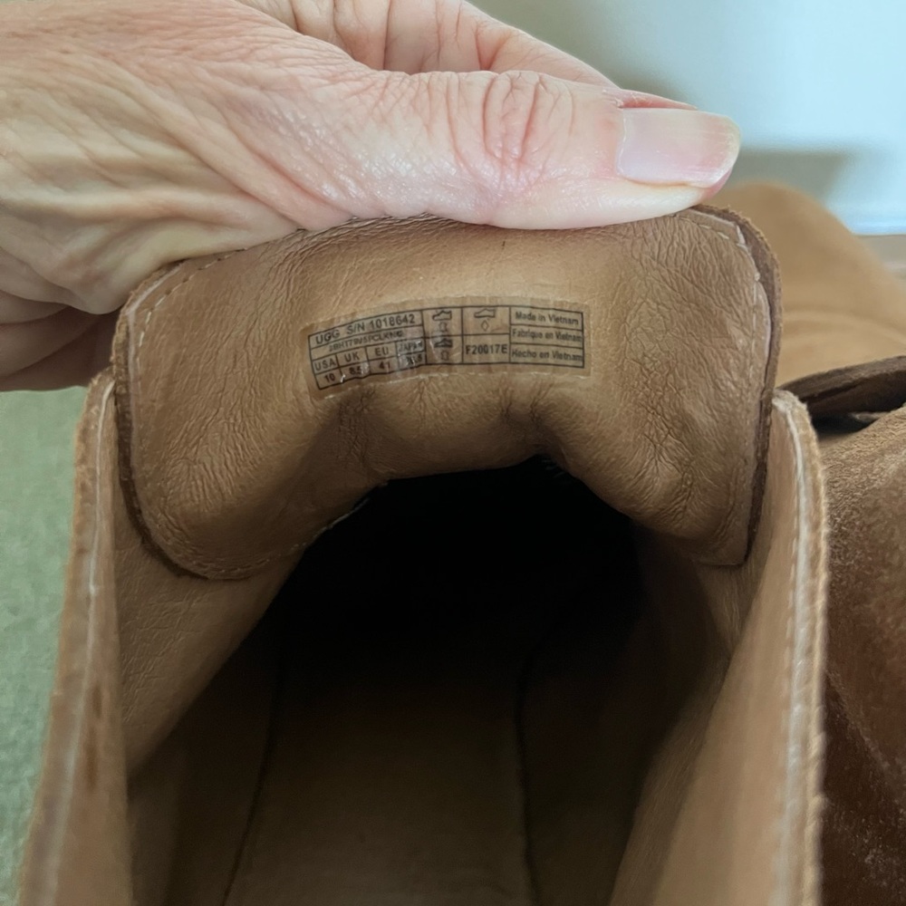 UGG Reeza Fringe Ankle Boots 1018642 Chestnut Suede Size 10 EUC - Picture 2 of 9